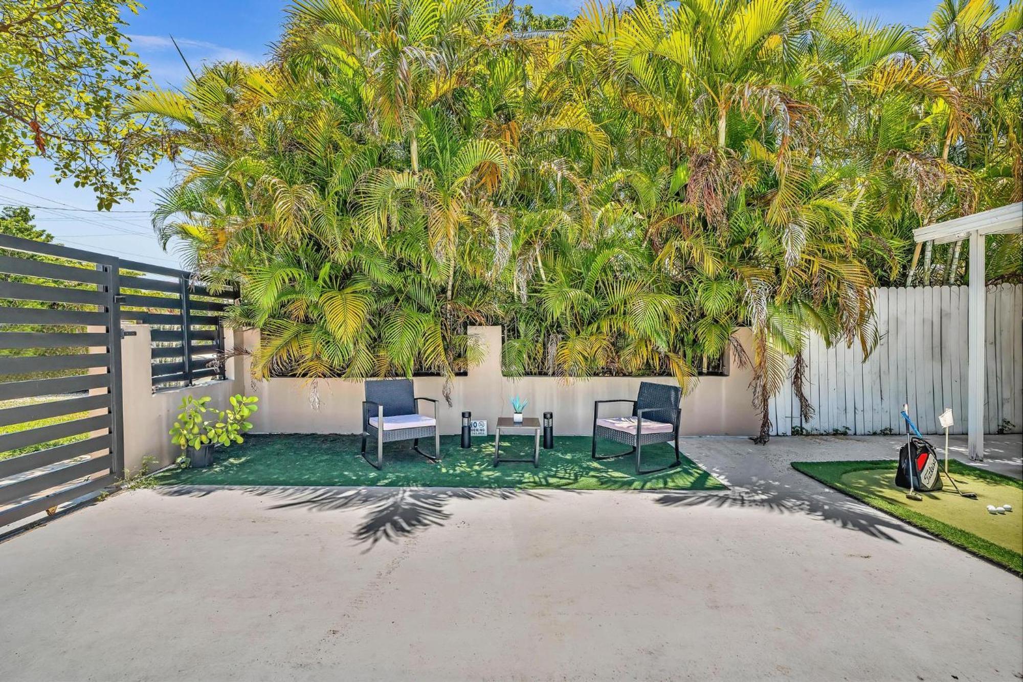 Estelo'S Place - Modern Townhouse With King Bed, Only 5 Min From The Airport! Miami Luaran gambar
