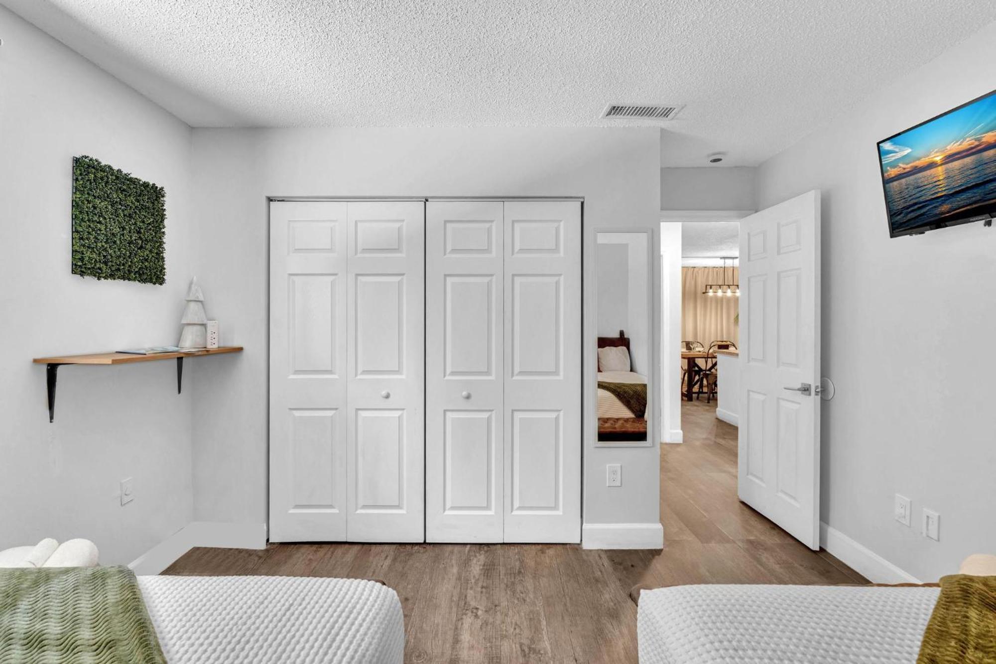 Estelo'S Place - Modern Townhouse With King Bed, Only 5 Min From The Airport! Miami Luaran gambar