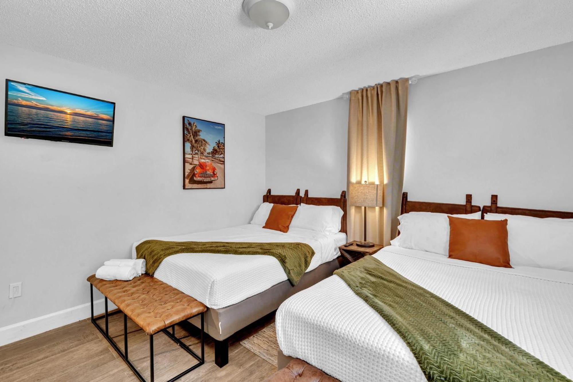 Estelo'S Place - Modern Townhouse With King Bed, Only 5 Min From The Airport! Miami Luaran gambar